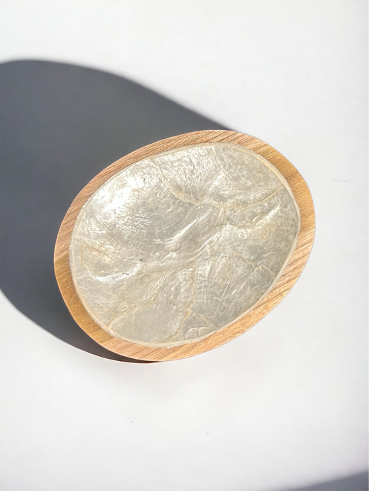 Schaaltje mango hout met schelp 12,5 cm