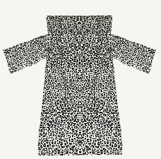 GIANNA - Plaid met mouwen 150x200 cm - dierenprint - flannel fleece - Semolina